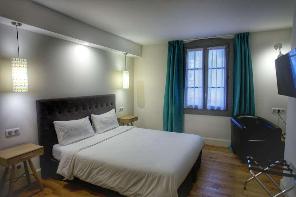 Hotel Henri IV Nérac Rum bild